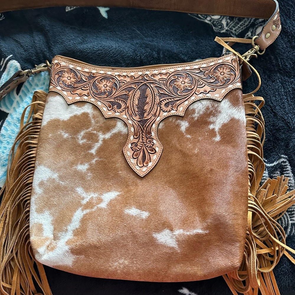 Fringed Western Tooled Cowhide Shoulder Bag - Brown & White